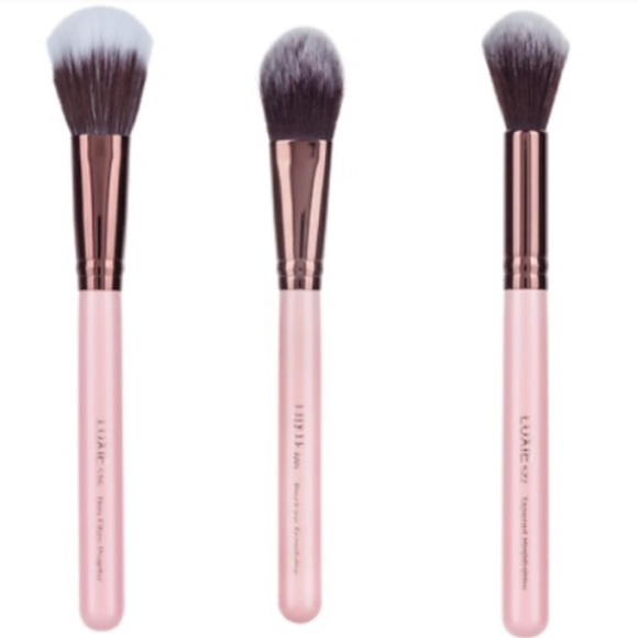 LUXIE | Cosmetic Brushes | Original Price $75 - Picture 2 of 9